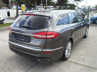 Ford Mondeo Combi 2.0 HEV Vignale 187k automat,facelift,masá - 4