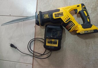 Dewalt Aku chvostová pila - 4