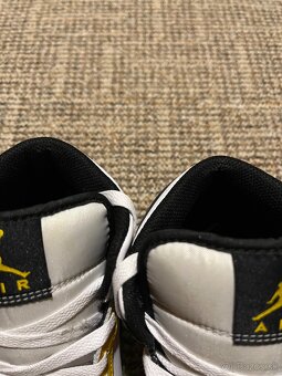 Nike Air Jordan 1 Mid Yellow Ochre - 4