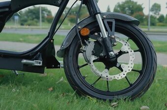 E-moped chopper - 4