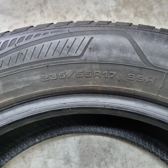Zimné pneumatiky 235/55 R17 GOODYEAR DOT4920 - 4
