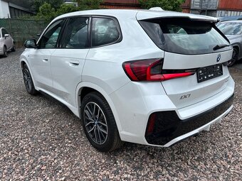BMW iX1 xDrive M paket - elektro 230kw - 4