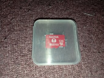Nintendo Switch Lite - 4