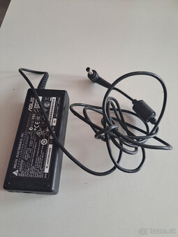 Zdroje adaptéry na notebooky jeden kus 10€ - 4