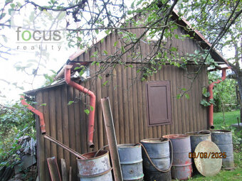 Predám chatu so záhradkou - Stráže - 4