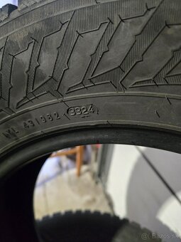 Zimné Pneu Nokian WR 225/65 R16 C - 4