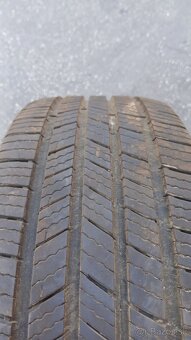 Michelin Defender 205 55 R16 - 4