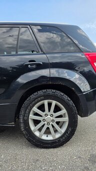 Suzuki Grand Vitara 1.9 DDiS - výbava "LIMITED" - 4