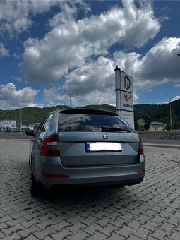 Škoda Octavia 1.6 TDi DSG - 4
