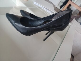 Guess lodicky - 4