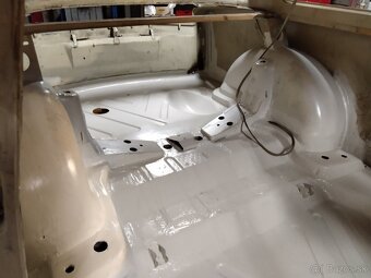Trabant1.1 - 4