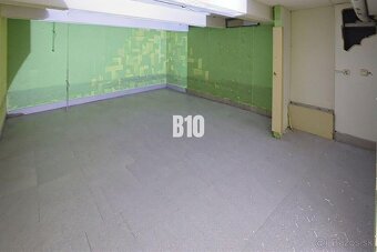 PRENÁJOM: Obchodný priestor 111m2 v centre Čadce - 4