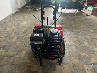 Motorový kultivátor,rotavátor BT650 - 4