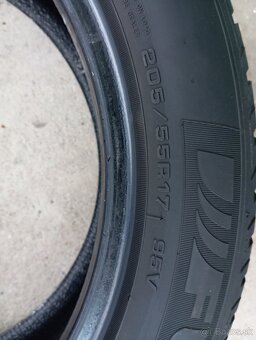 205/55 r17 zimné pneumatiky - 4