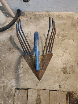 Predám malotraktor Agzat - 4