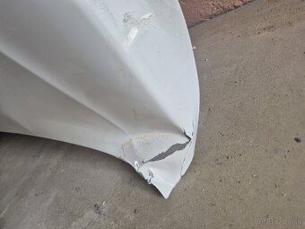 Predám kapotu bmw F30/F31/F32/F36 - 4