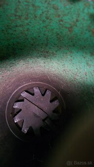 Predám drvič konárov VORAN a ovocia,repy - 4