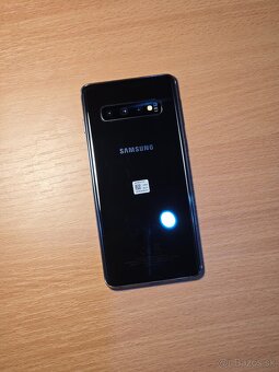 Samsung Galaxy S10 - 4