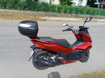 Predám skúter Honda PCX 150 - 4