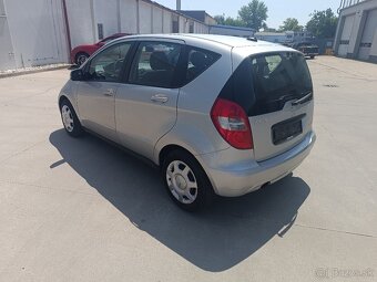 Predám Mercedes Benz A trieda 160i automat - 4