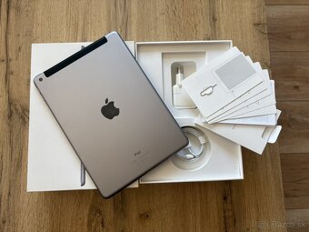 iPad 6th generation 128GB LTE - 4