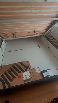 Posteľ 140x200 s matracom - 4