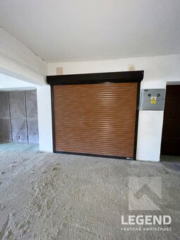 Veľká garáž v Trenčíne - 22m2, elektrina, brána na diaľk.ovl - 4