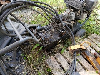 Hydraulická jednotka - 4