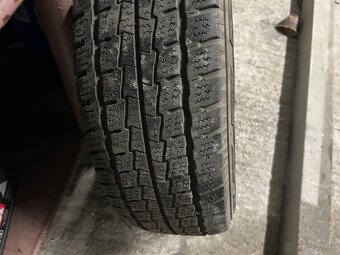 215/70r15c - 4
