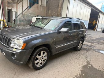 Jeep Grand Cherokee Overland - 4