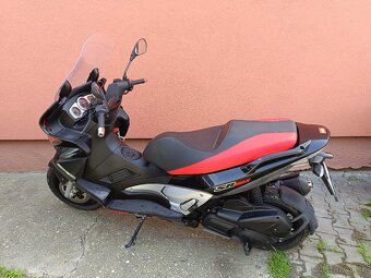 Aprilia sr max 125 - 4