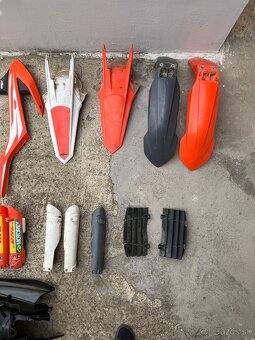 Predám plasty na KTM - 4