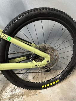 Elektrobicykel CUBE Stereo Race 120R Celoodpružený - 4
