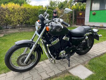 Honda Shadow VT750 S - 4