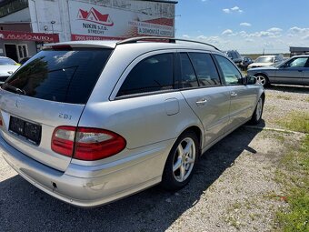 Mercedes E-220cdi - 4