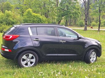 KIA SPORTAGE 2.0 CRDI 4x4 100 kw A/T automat - 4