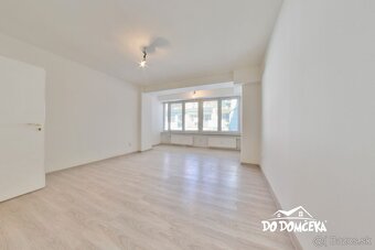 DO DOMČEKA | Bývanie s veľkorysým priestorom a vlastnou gará - 4