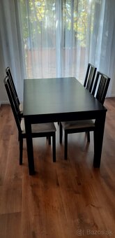 jedalenska zostava ikea stol a 4 stoličky 150 eur - 4