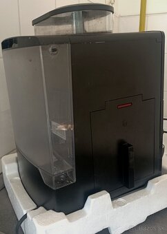 Predám kávovar KRUPS EA8108 - 4