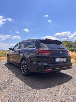 Kia Ceed SW 1.5 T-GDi M6 Gold - 4