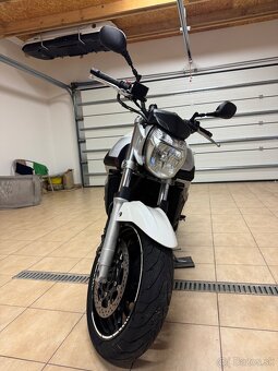 Suzuki GSR 600 - 4