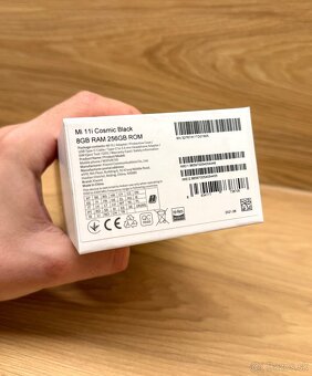 Xiaomi Mi 11i 8GB / 256GB Black - nový - 4