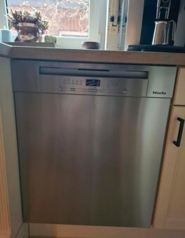 Venkovská kuchyně Nolte se spotřebiči,5894 - 4