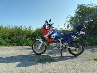 Honda Africa XRV 750twin - 4
