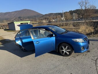 Toyota Corolla 1.6, r.v. 2010, benzin 97 kW - 4