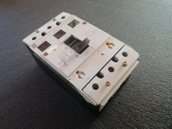 Deon Moeller NZM7-100N LCB1-80/3 - 4