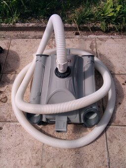 Predám pieskovú filtráciu,solinator, vysávač bazéna - 4