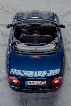 Predám jaguar xk8 convertible - 4