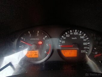 Nissan navara D40 - 4