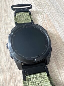 Garmin fenix 8 a Garmin 7X saphir solar - 4